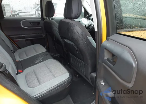 2022 Ford Bronco Sport Big Bend z USA, uszkodzony, nr VIN 3FMCR9B65NRD64930